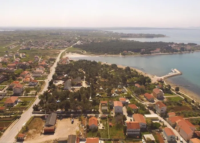 Konukevi Piero, Privlaka (Zadar)
