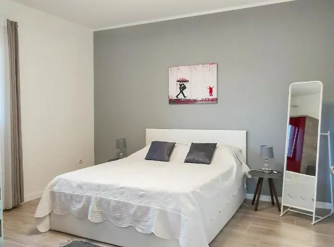 Piero, *